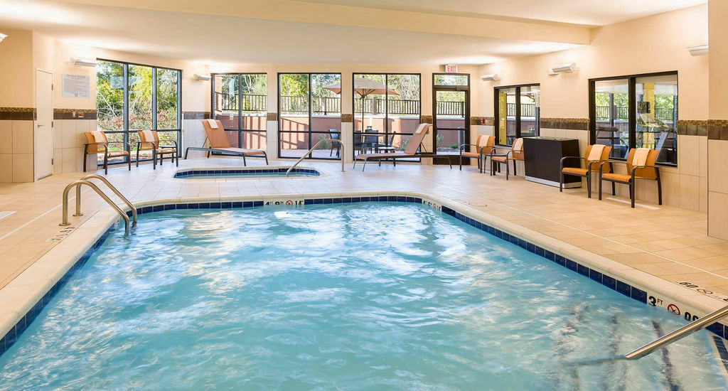 Courtyard By Marriott Kalamazoo Portage Экстерьер фото